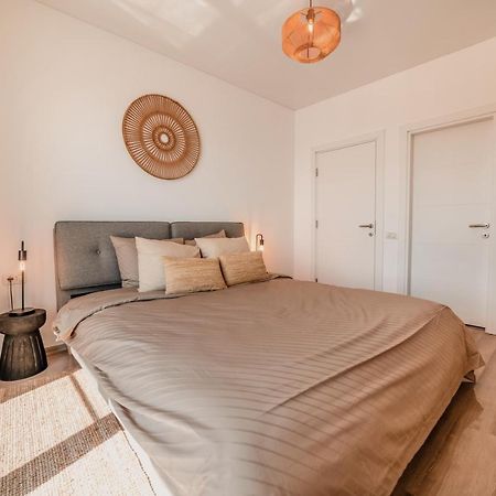 Apartament Zoomers Cazare Mamaia Nord - Navodari Năvodari Exterior foto